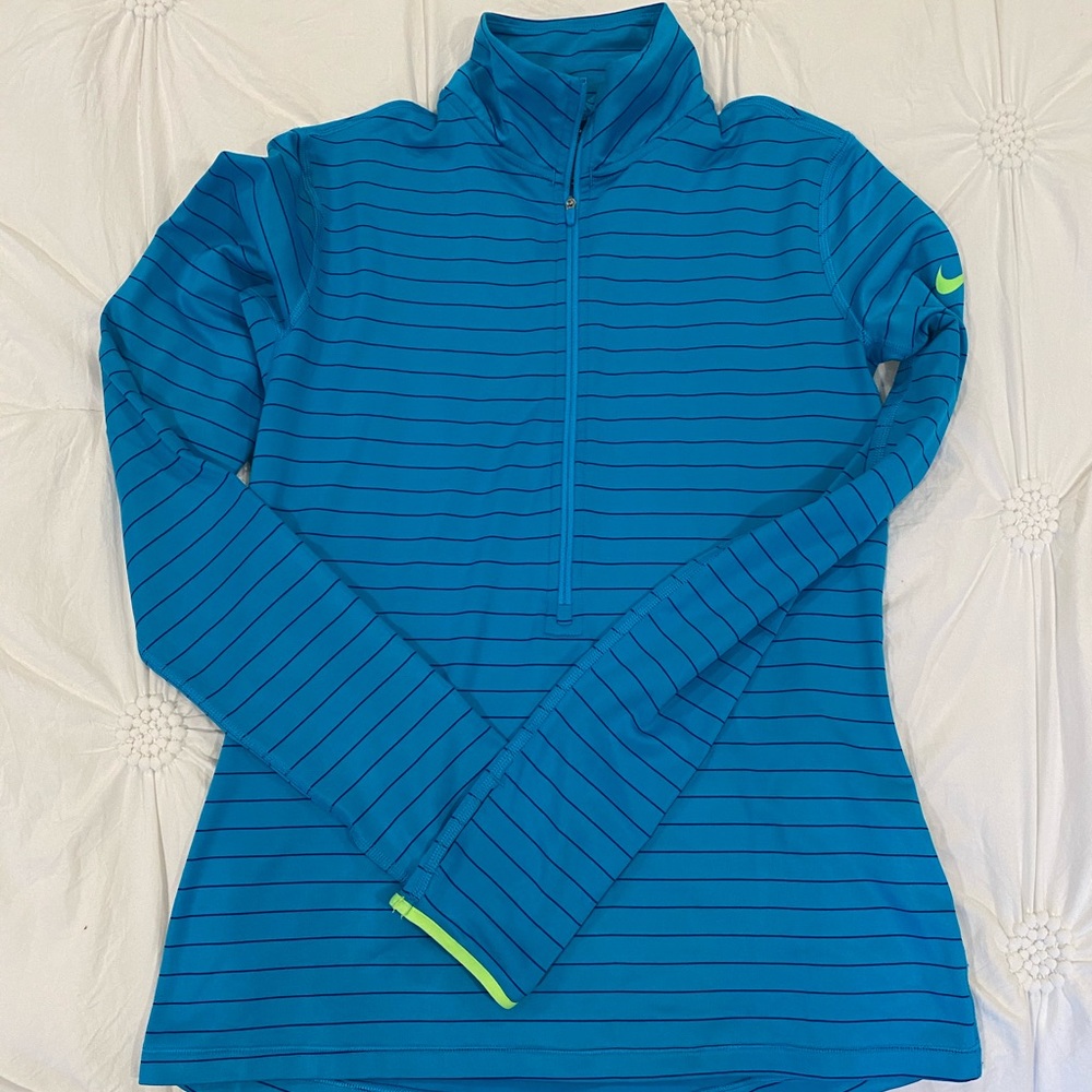 Nike womens quarter zip size M
